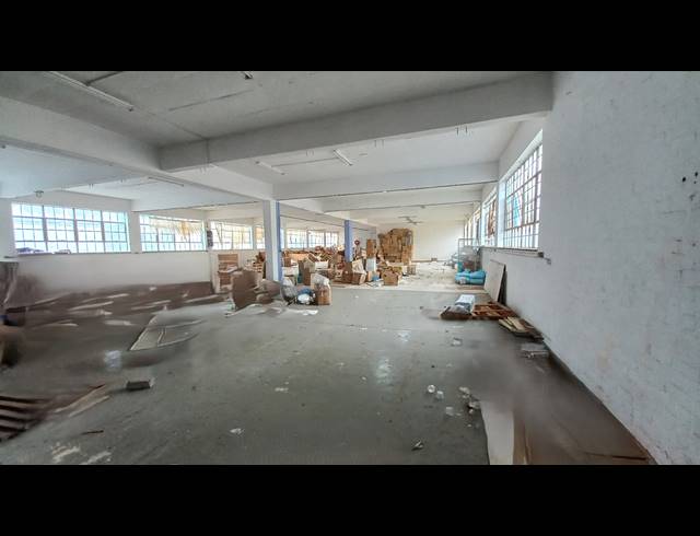 2,585M² BUILDING TO LET IN SALT RIVER